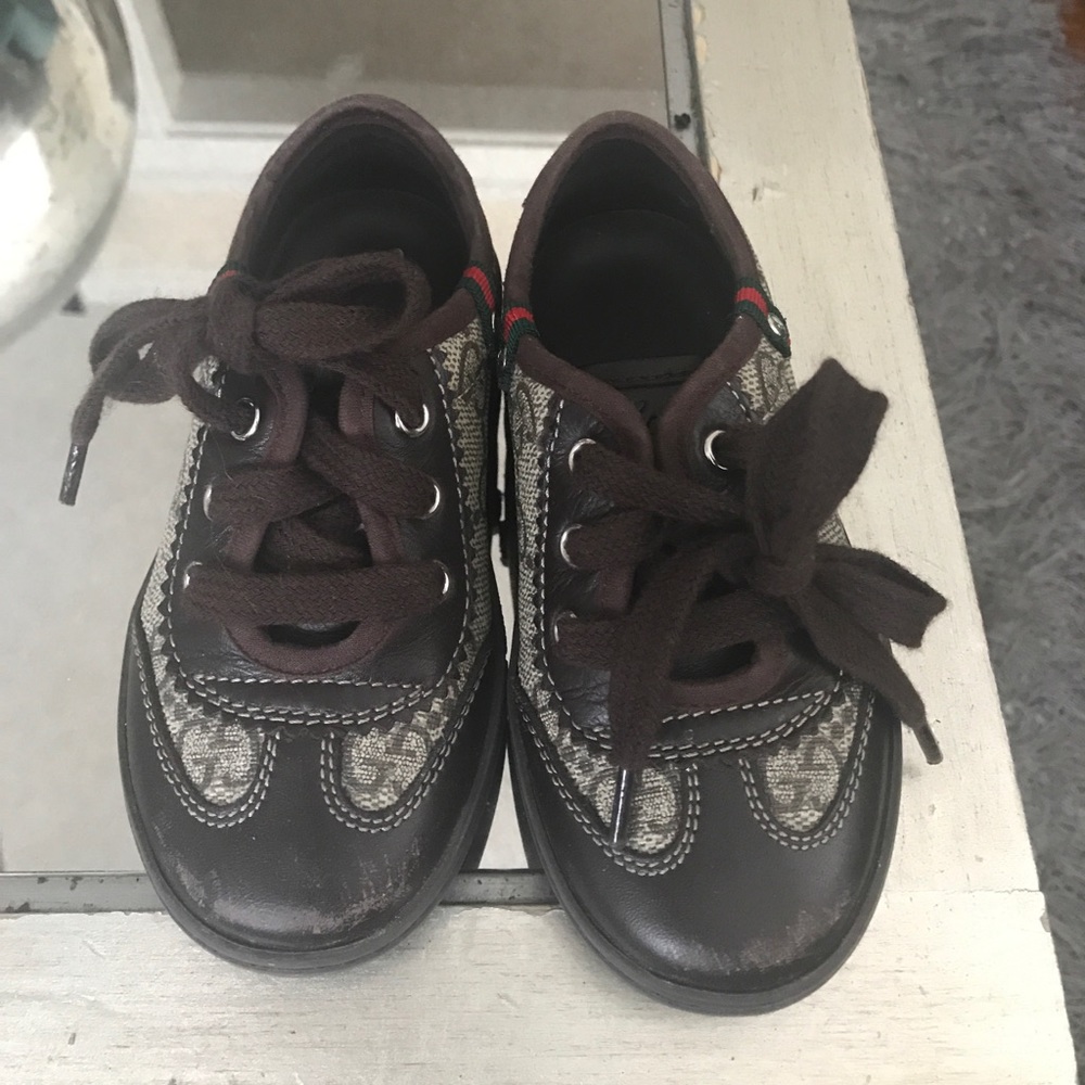 Gucci shoes, toddlers size 23